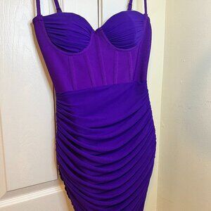 Purple fitted dress (strapless)